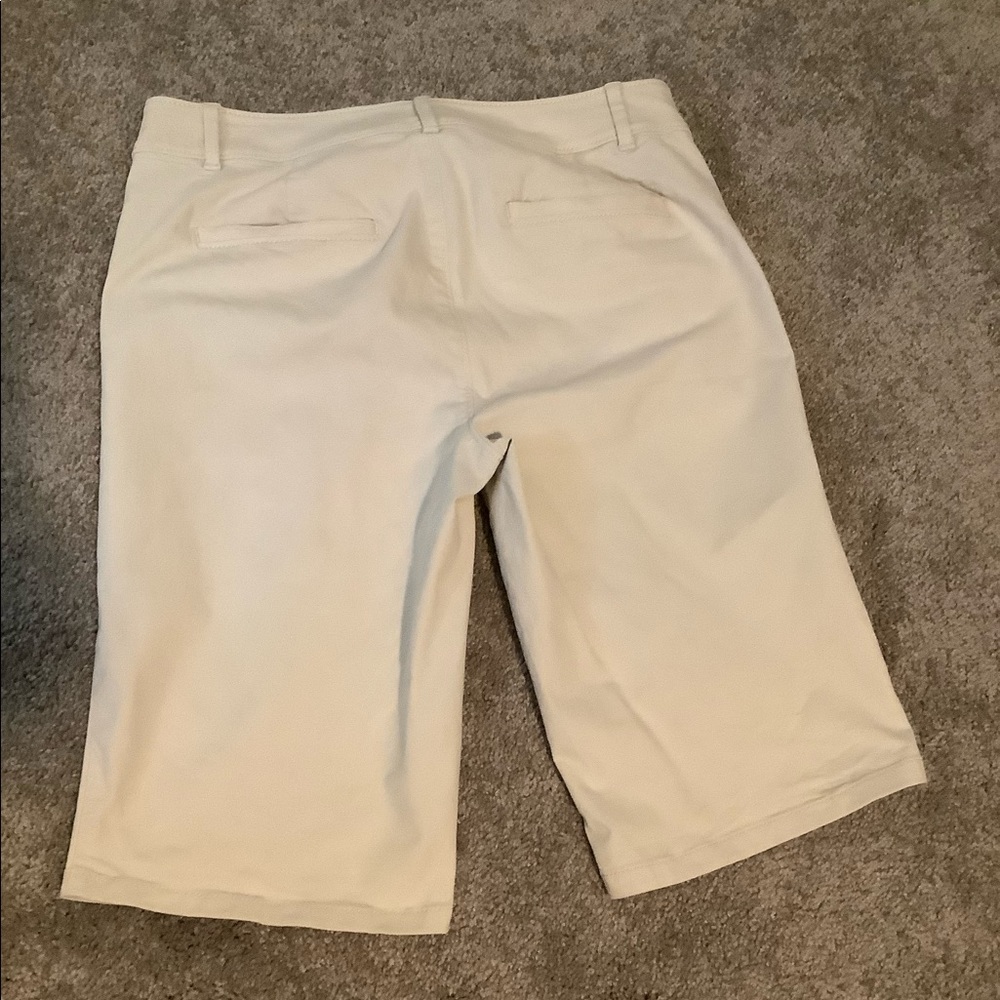 Loft Bermuda Short